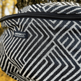 Metro Monochrome Moon Bag by Didymos